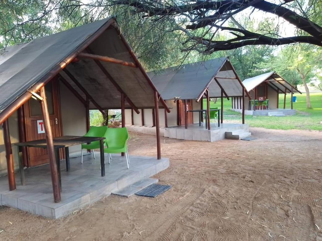Oranjerus Resort Kanoneiland Ngoại thất bức ảnh
