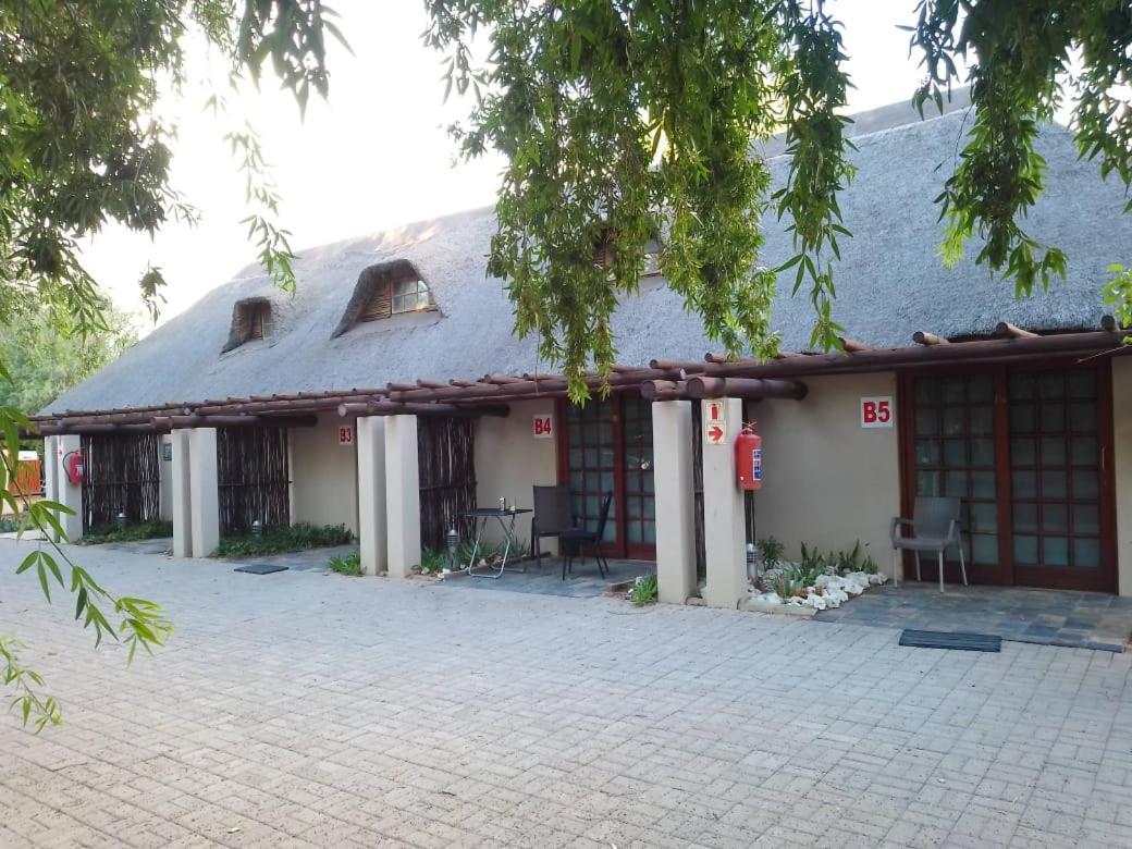 Oranjerus Resort Kanoneiland Ngoại thất bức ảnh
