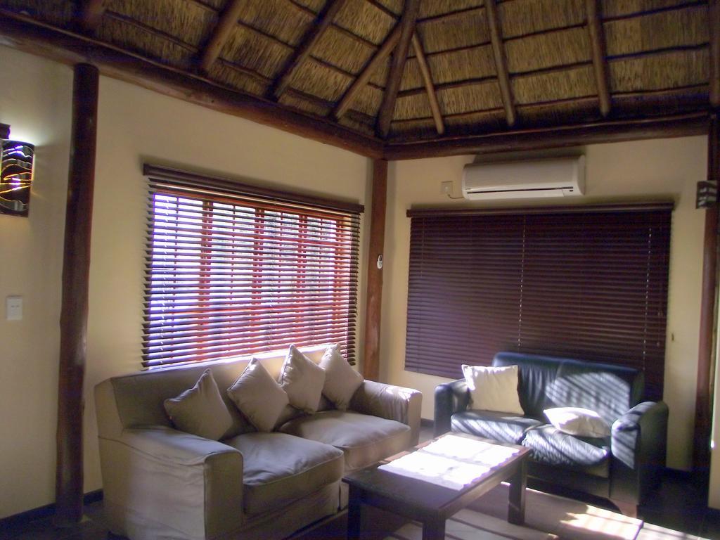 Oranjerus Resort Kanoneiland Phòng bức ảnh